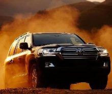 2016 Toyota Land Cruiser price, specs, redesign