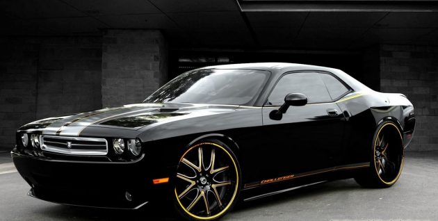 2016-Dodge-Challenger Exterior