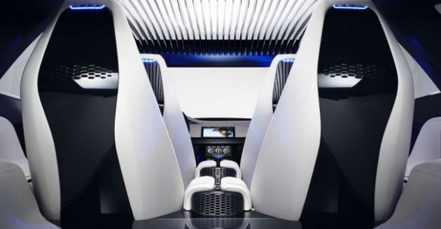 2016 Jaguar C-X17 Interior