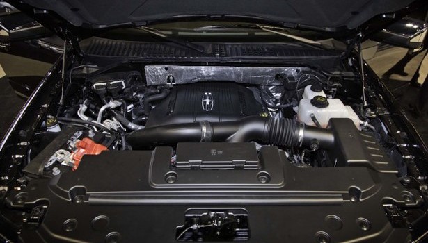 2016 Lincoln Continental Engine