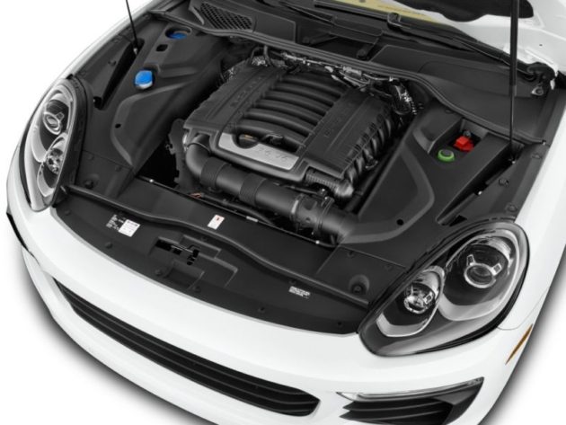 2016 Porsche cayenne Engine - Source: thecarconnection.com