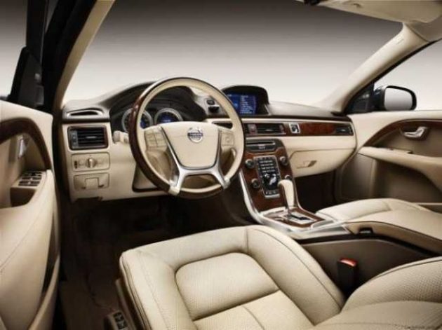 2016 Volvo S80S Interior