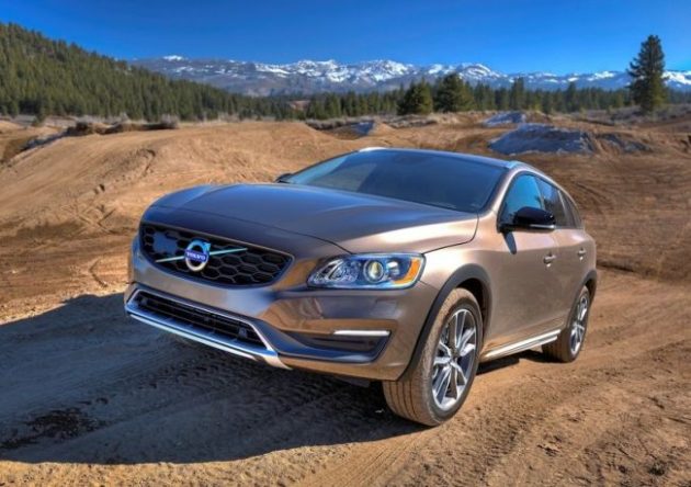 2016 Volvo V60 Cross Country