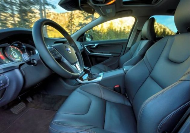 2016 Volvo V60 Interior