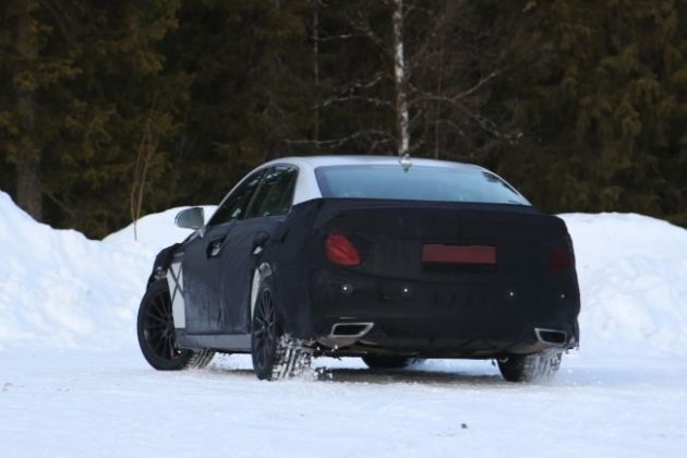 2017 hyundai Equus Rear