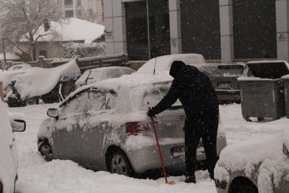 How to Maintain Car in the Winter? New Cars 2024 2024